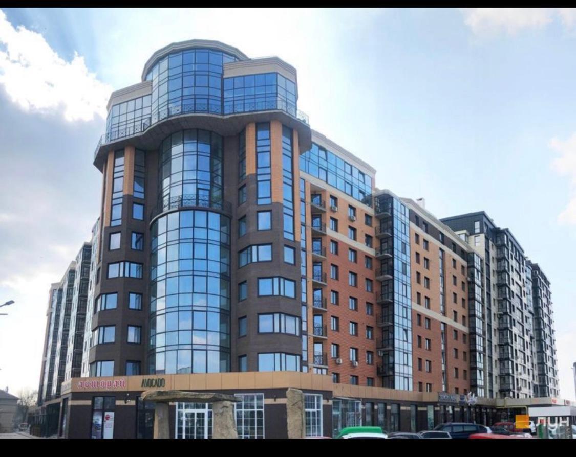 Яровиця 13 Lutsk Ngoại thất bức ảnh